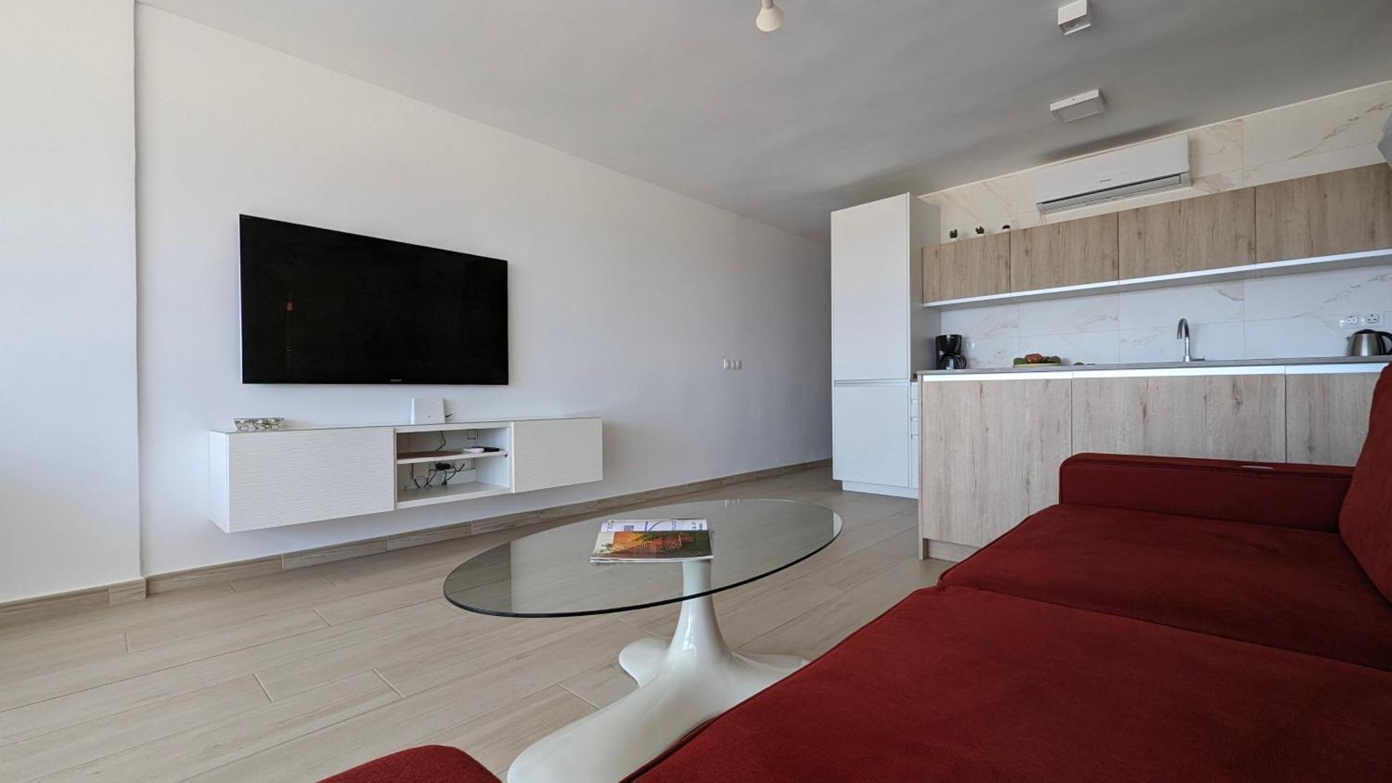 Esmeralda Sea Front Apartment Benidorm Buitenkant foto