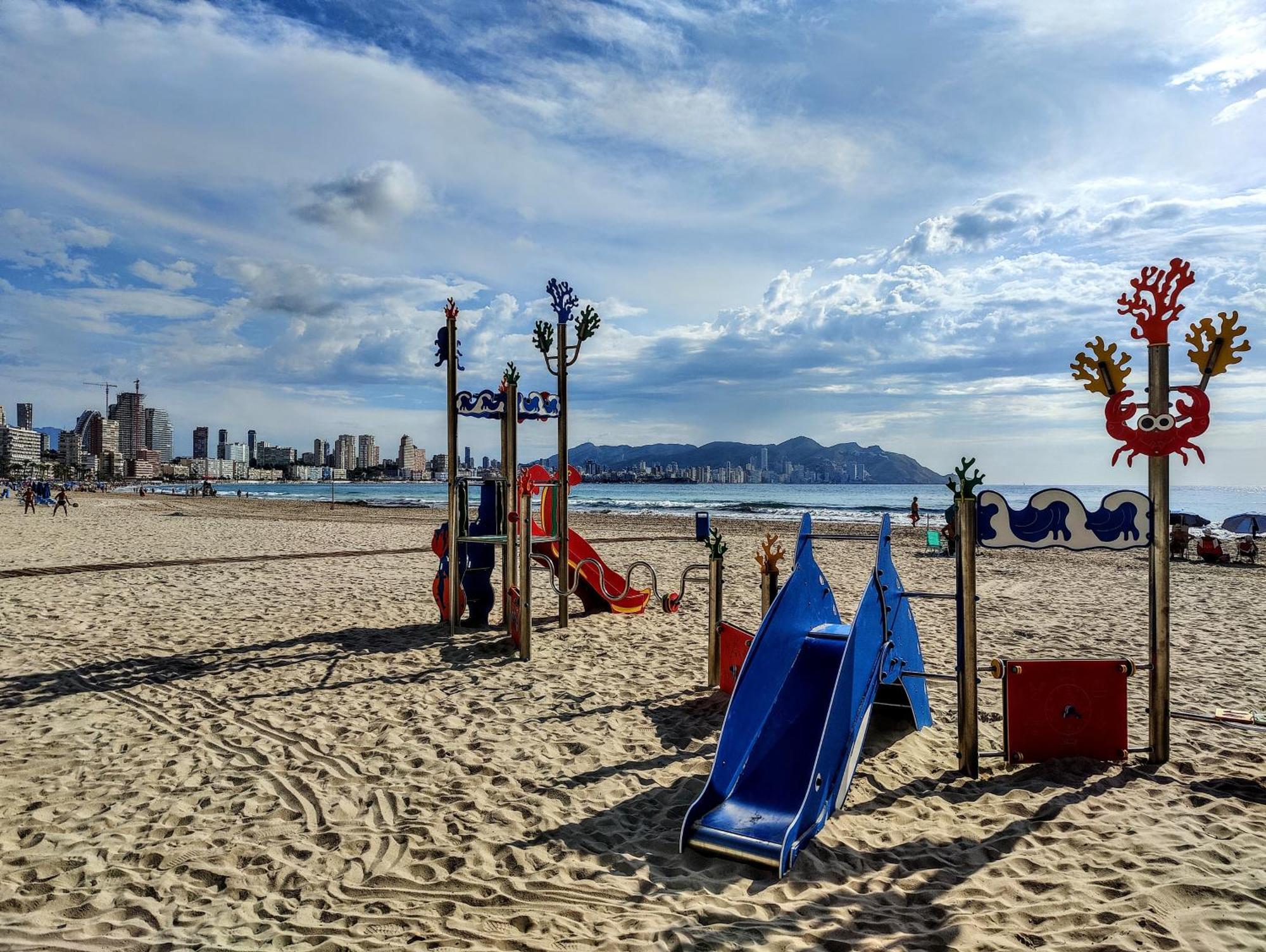 Esmeralda Sea Front Apartment Benidorm Buitenkant foto