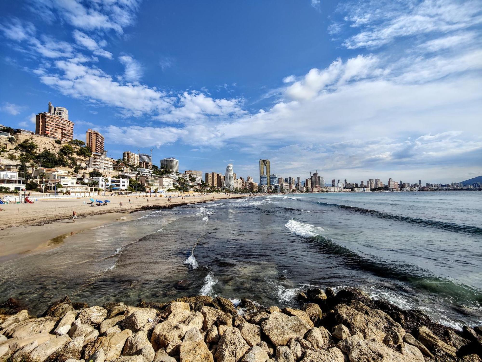 Esmeralda Sea Front Apartment Benidorm Buitenkant foto